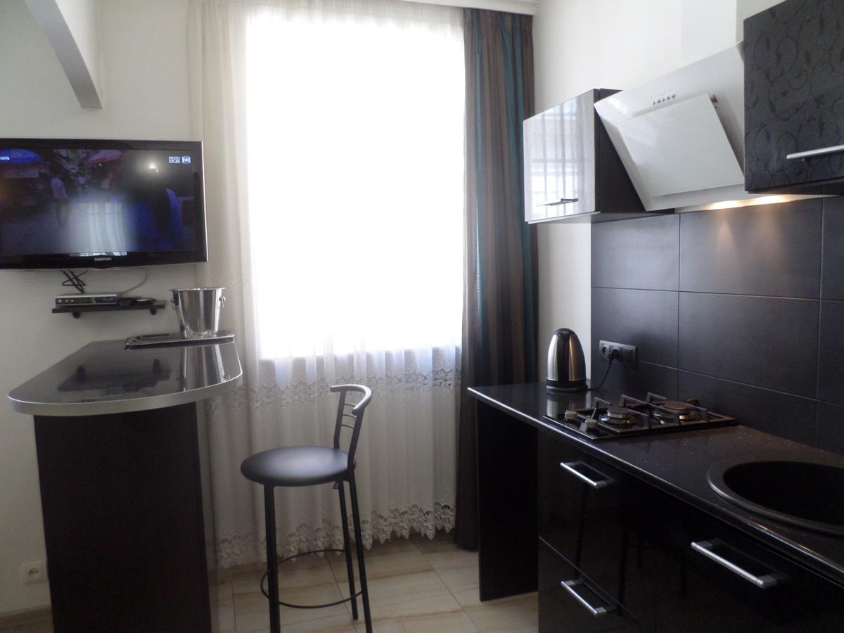 Apartment On Staroievreiska Lviv Ngoại thất bức ảnh